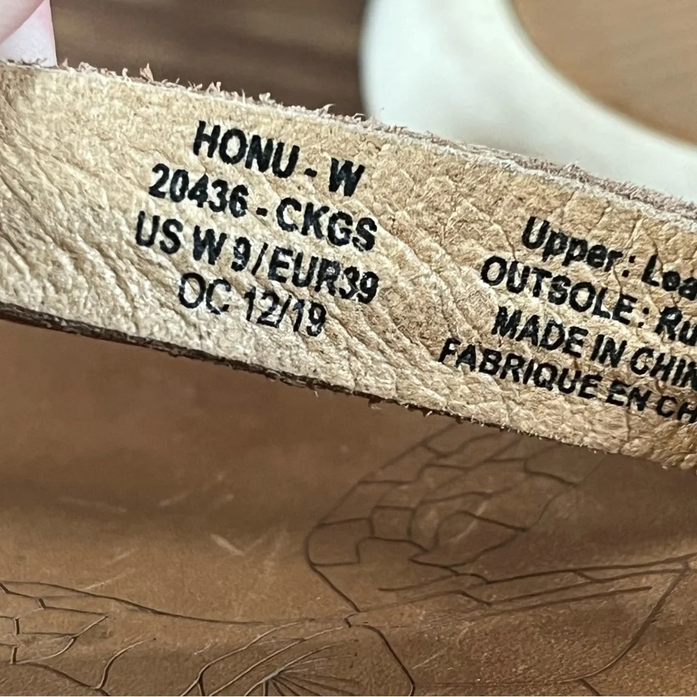 Olukai Honu Rose Gold Leather Flip Flops Sandals Women’s Size 9